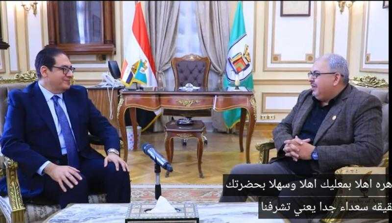 تدشين أول بودكاست جامعي في كلية آداب جامعةالقاهرة